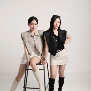 BUTTONED VEST JACKET