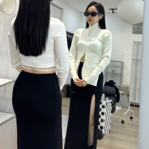 KNIT ZIP-UP TOP
