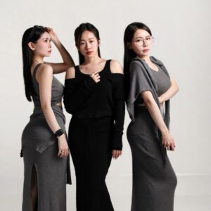 KNIT THREE PIECE SET